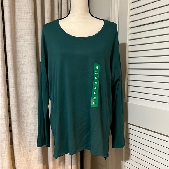 Banana Republic Tops - Banana Republic long sleeve relaxed scoop neck blouse Green XL